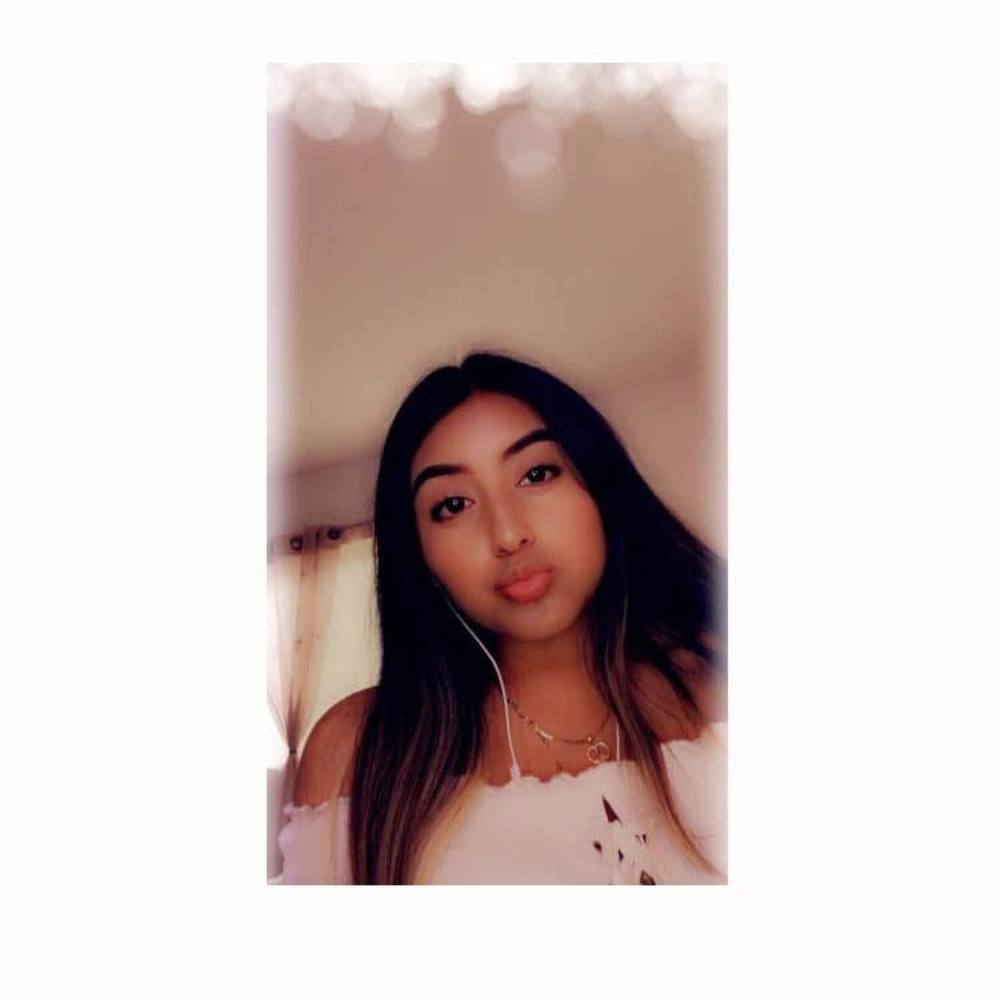 Meet your Posher, Vanessa